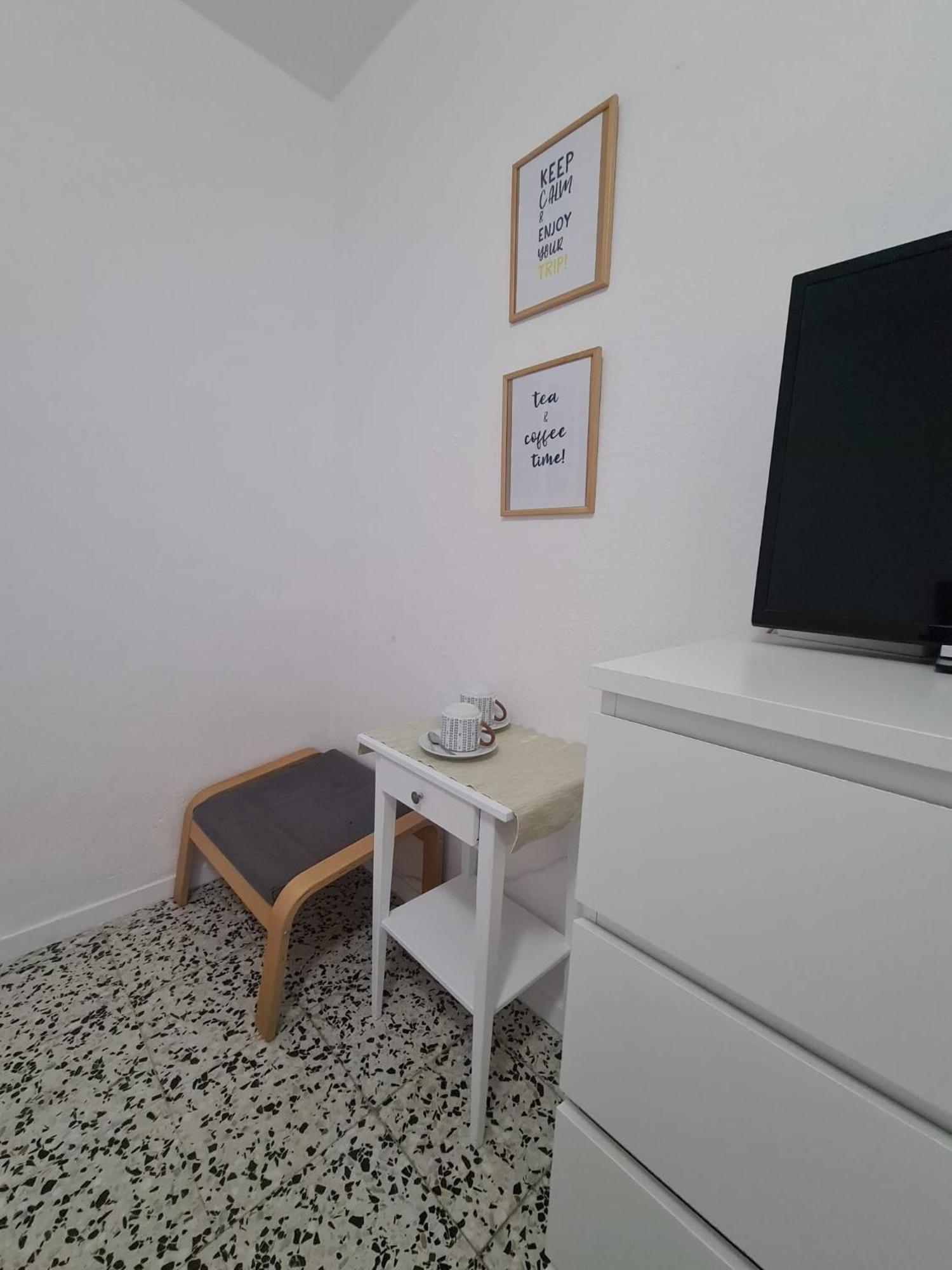 Eeb Private Room Habitacion Privada En Piso Compartido La Laguna  Ngoại thất bức ảnh